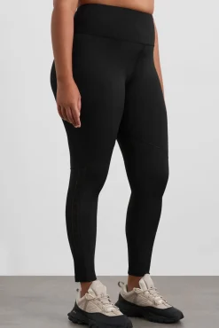 7/8 Logotape Leggings 203