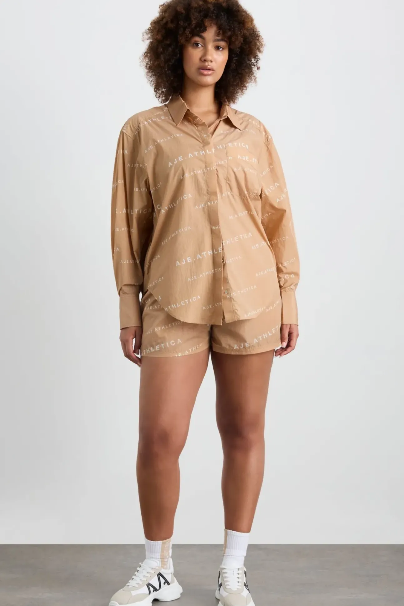 All Over Logo Spray Shirt 406