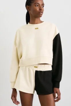 Batwing Crew Neck 426