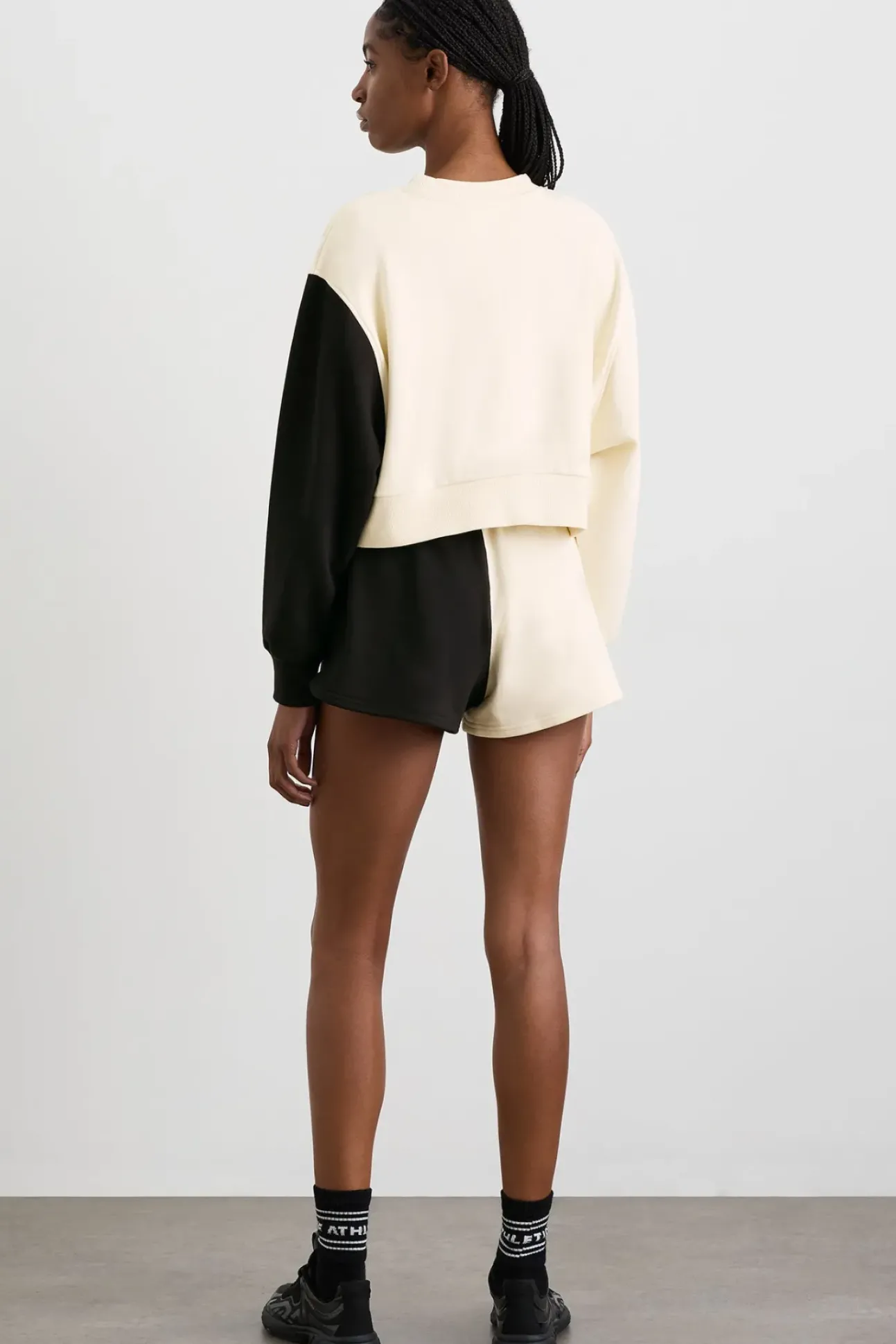 Batwing Crew Neck 426