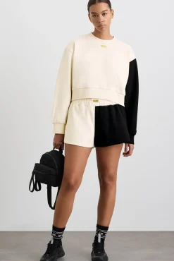 Batwing Crew Neck 426