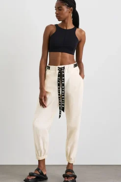 Belted Windbreak Pant 502