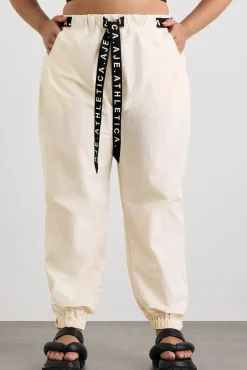 Belted Windbreak Pant 502