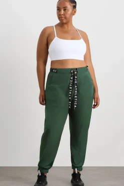 Belted Windbreak Pant 502