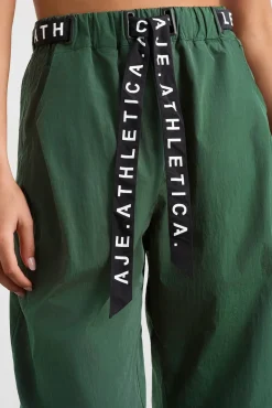 Belted Windbreak Pant 502