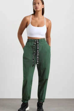 Belted Windbreak Pant 502