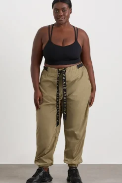 Belted Windbreak Pant 502