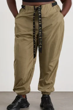 Belted Windbreak Pant 502