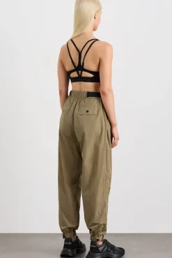 Belted Windbreak Pant 502