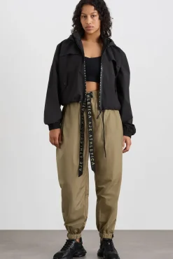 Belted Windbreak Pant 502