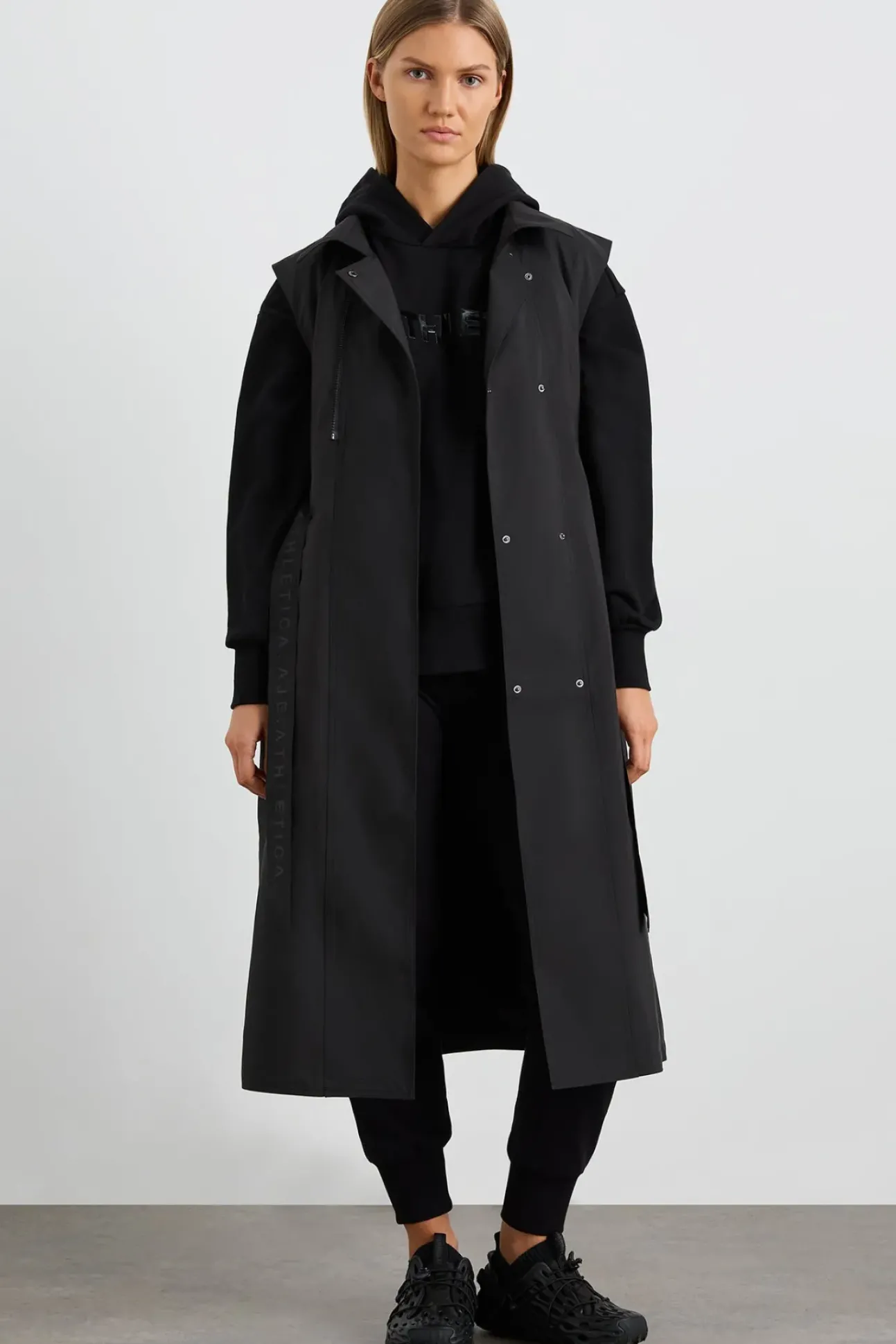 Bold Logo Hoodie 013