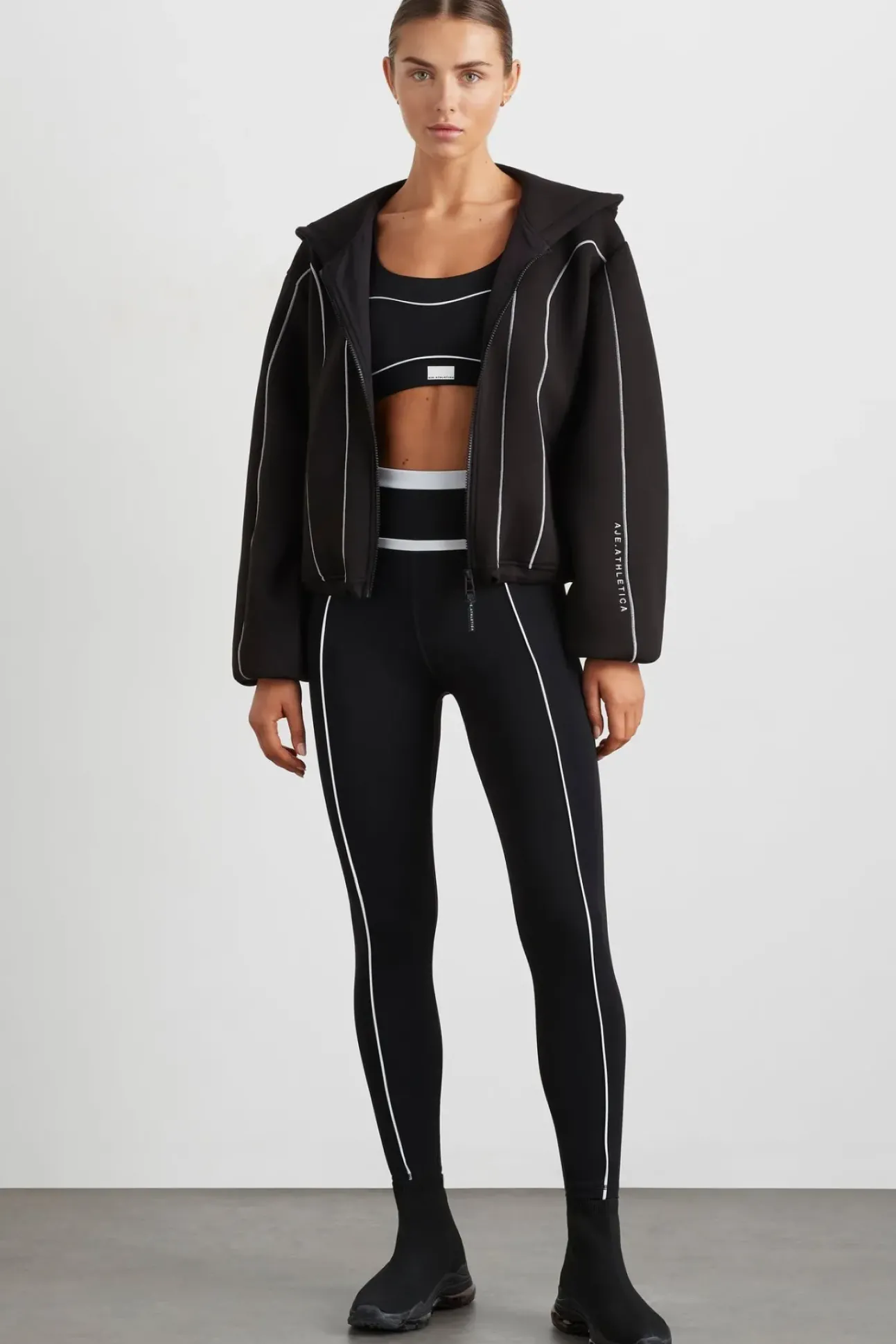 Bonded Scuba Jacket 725