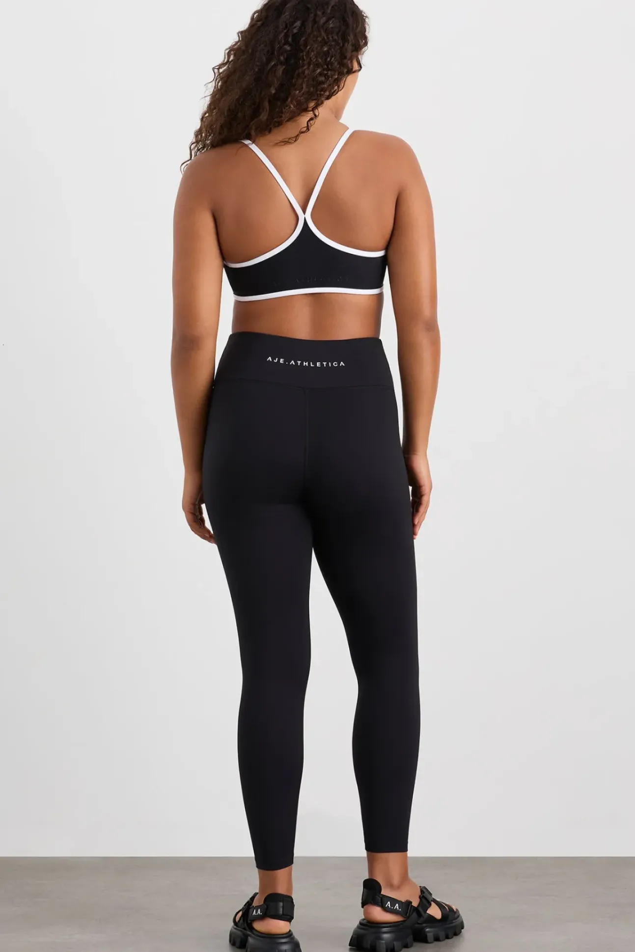 Contrast Bind Sports Bra 307