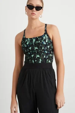 Contrast Racerback Tank 117