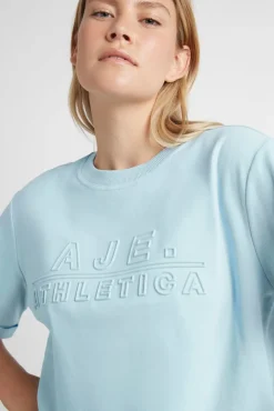 Cropped Embossed Classic Logo T-Shirt 105