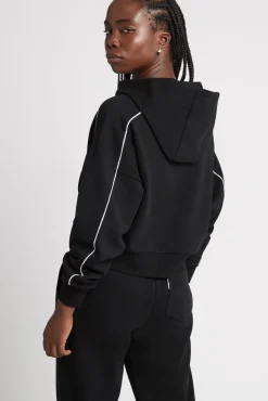 Cropped Essential Contrast Piping Hoodie 405