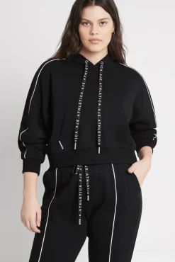 Cropped Essential Contrast Piping Hoodie 405