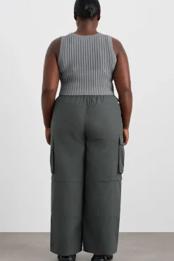 Cropped Knitted Logo Tank 135