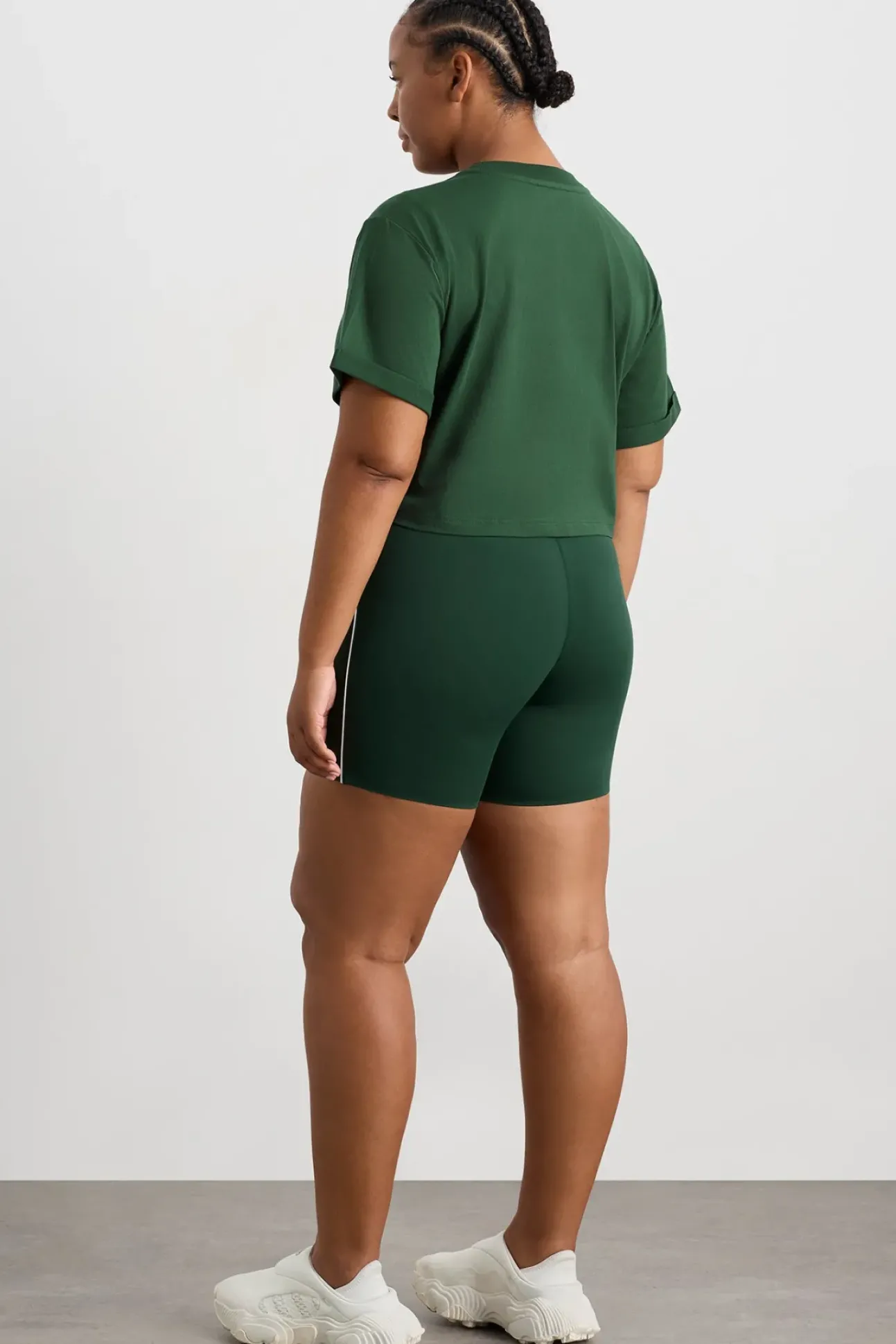 Cropped Logo Tee 105