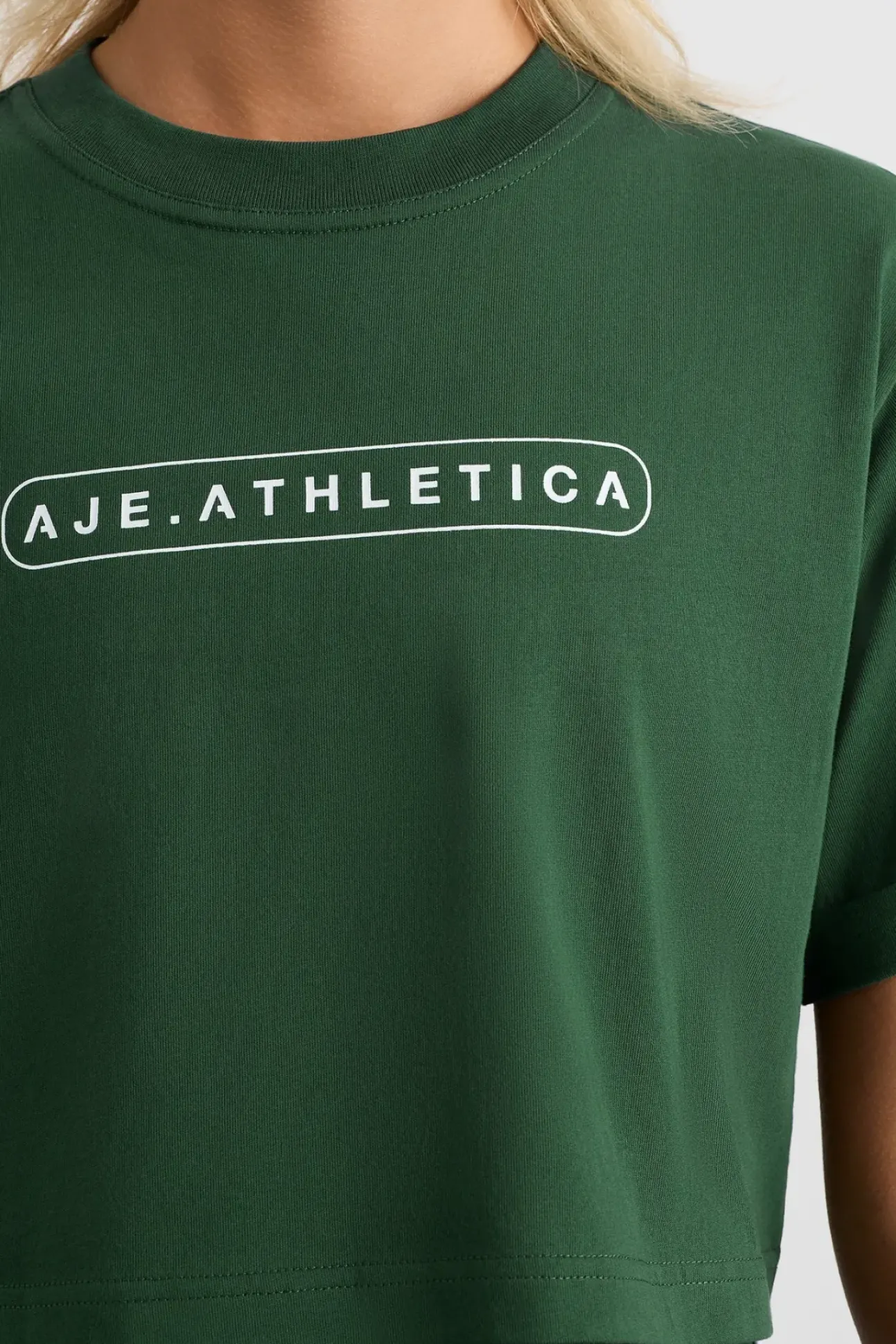 Cropped Logo Tee 105