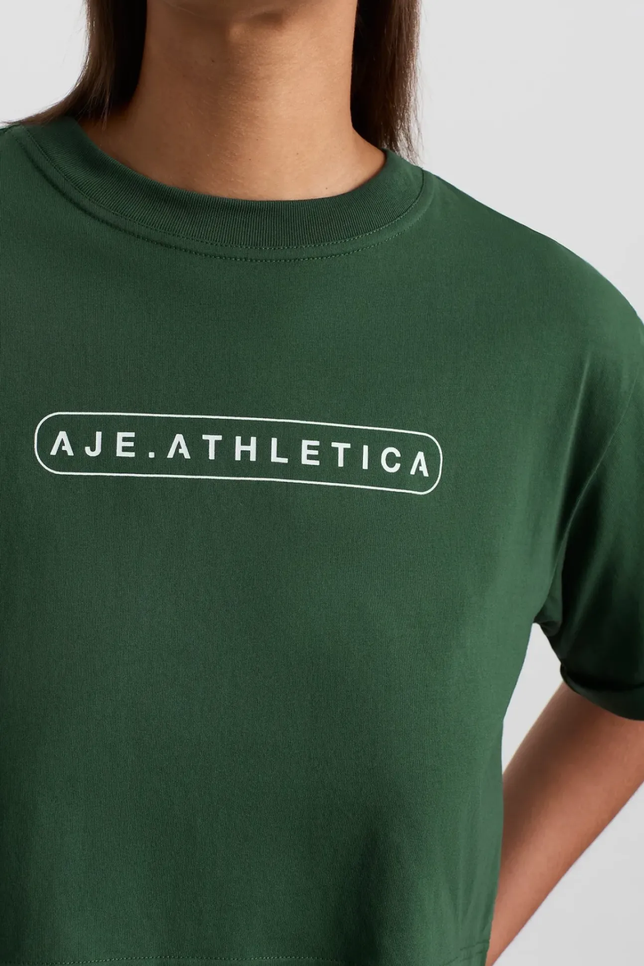 Cropped Logo Tee 105