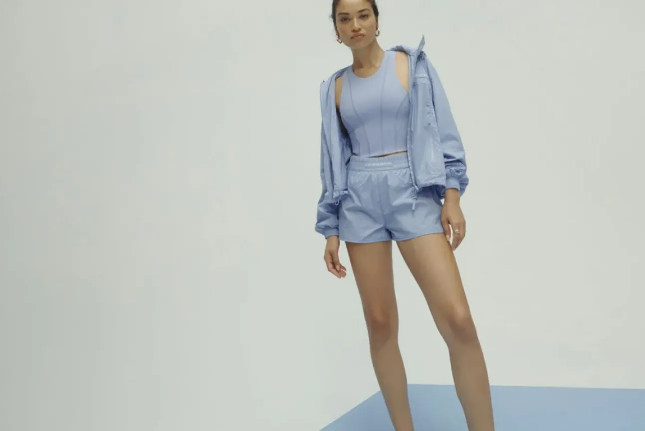 Cropped Signature Badge Logo Spray Jacket 708