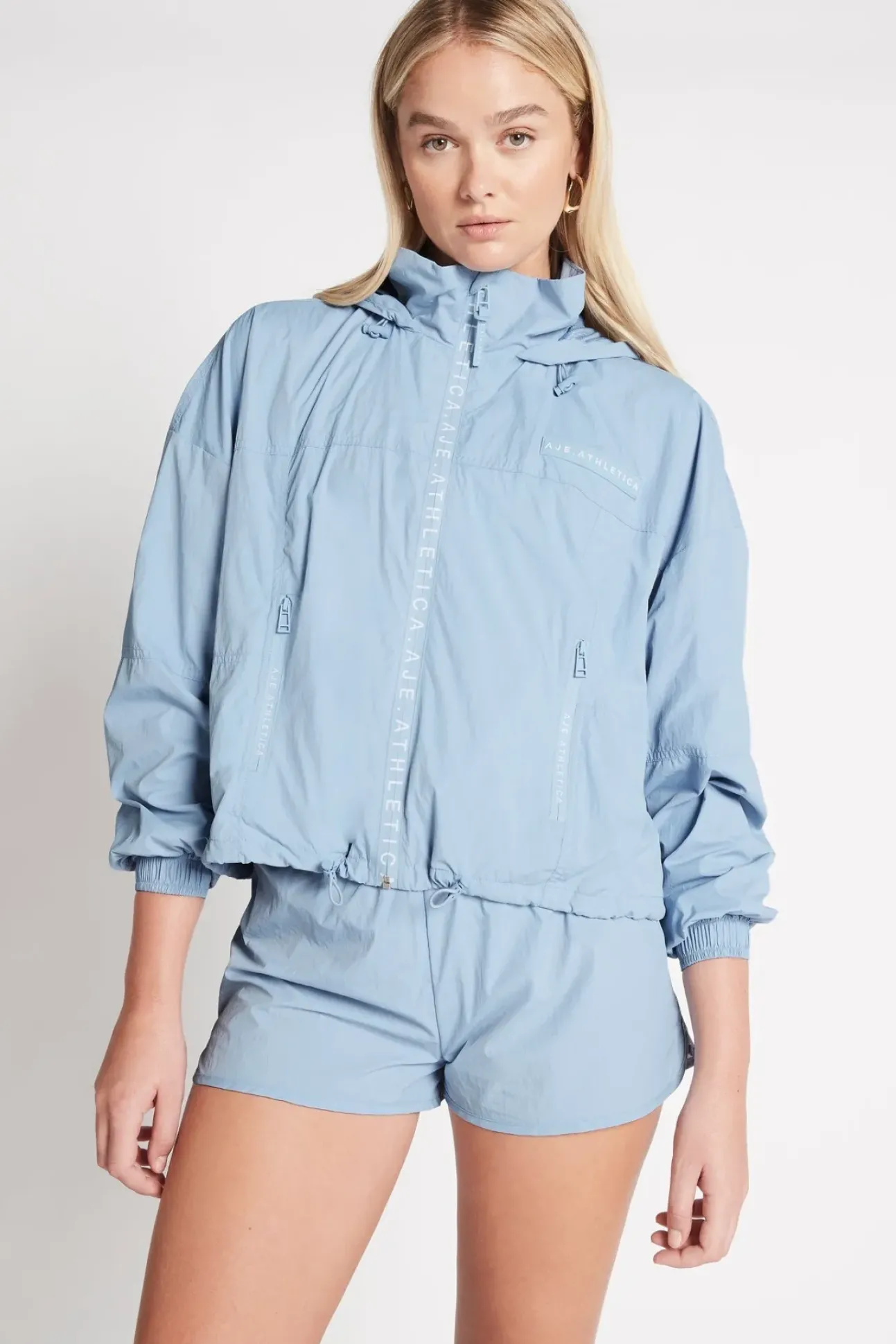 Cropped Signature Badge Logo Spray Jacket 708