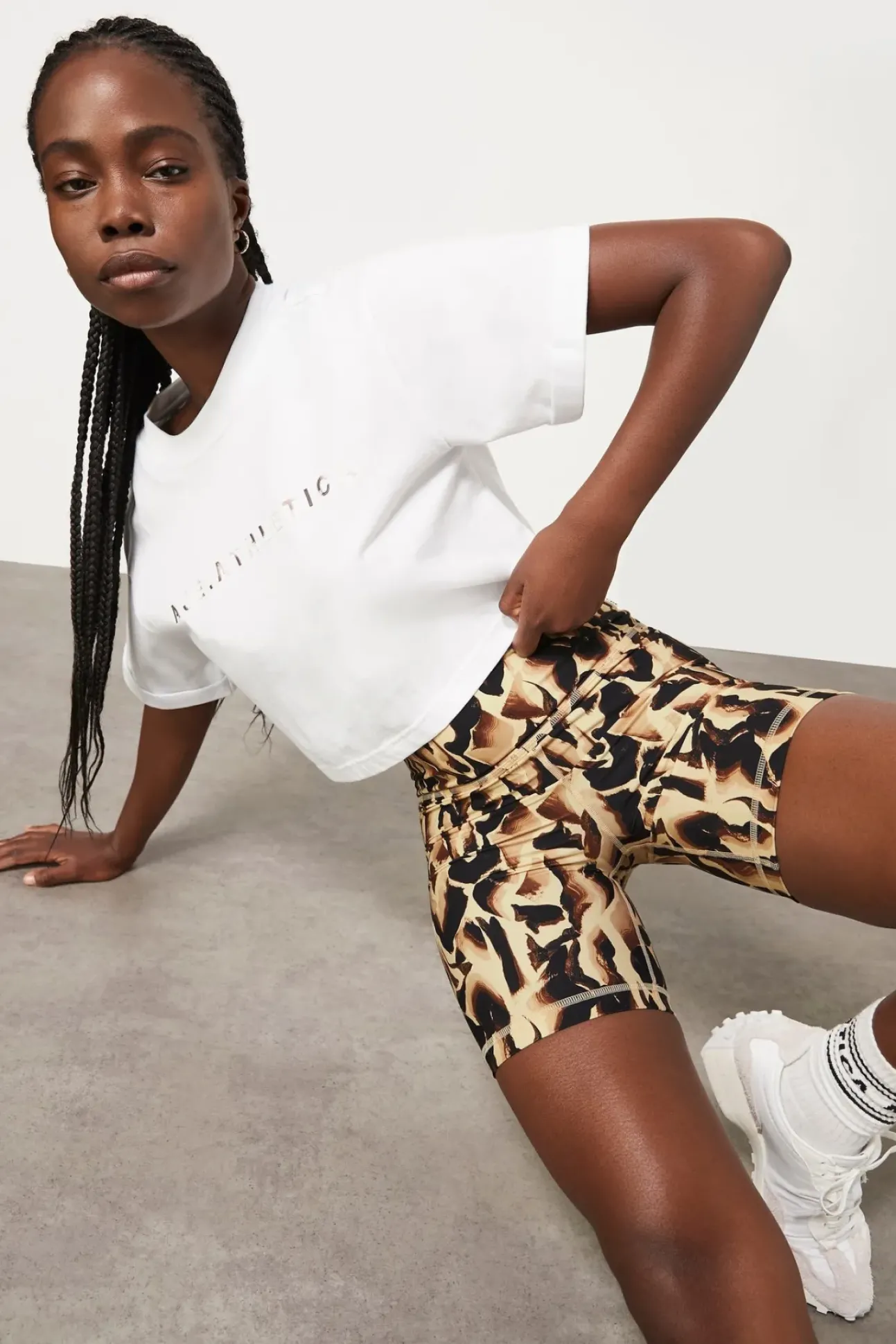 Cropped Signature Logo T-Shirt 105