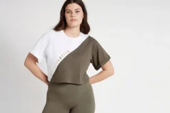 Cropped Signature Logo T-Shirt 105