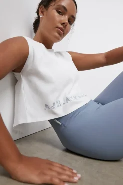 Cropped Split Back Tank 112