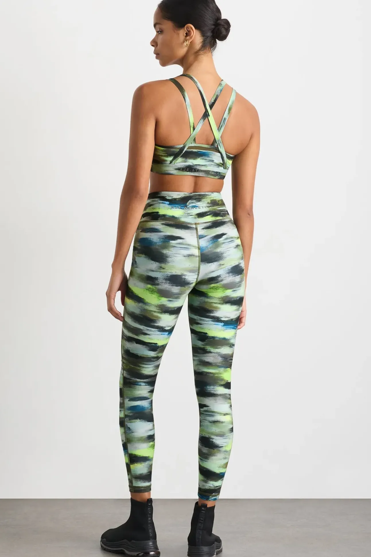 Double Layer Crossback Bra 350