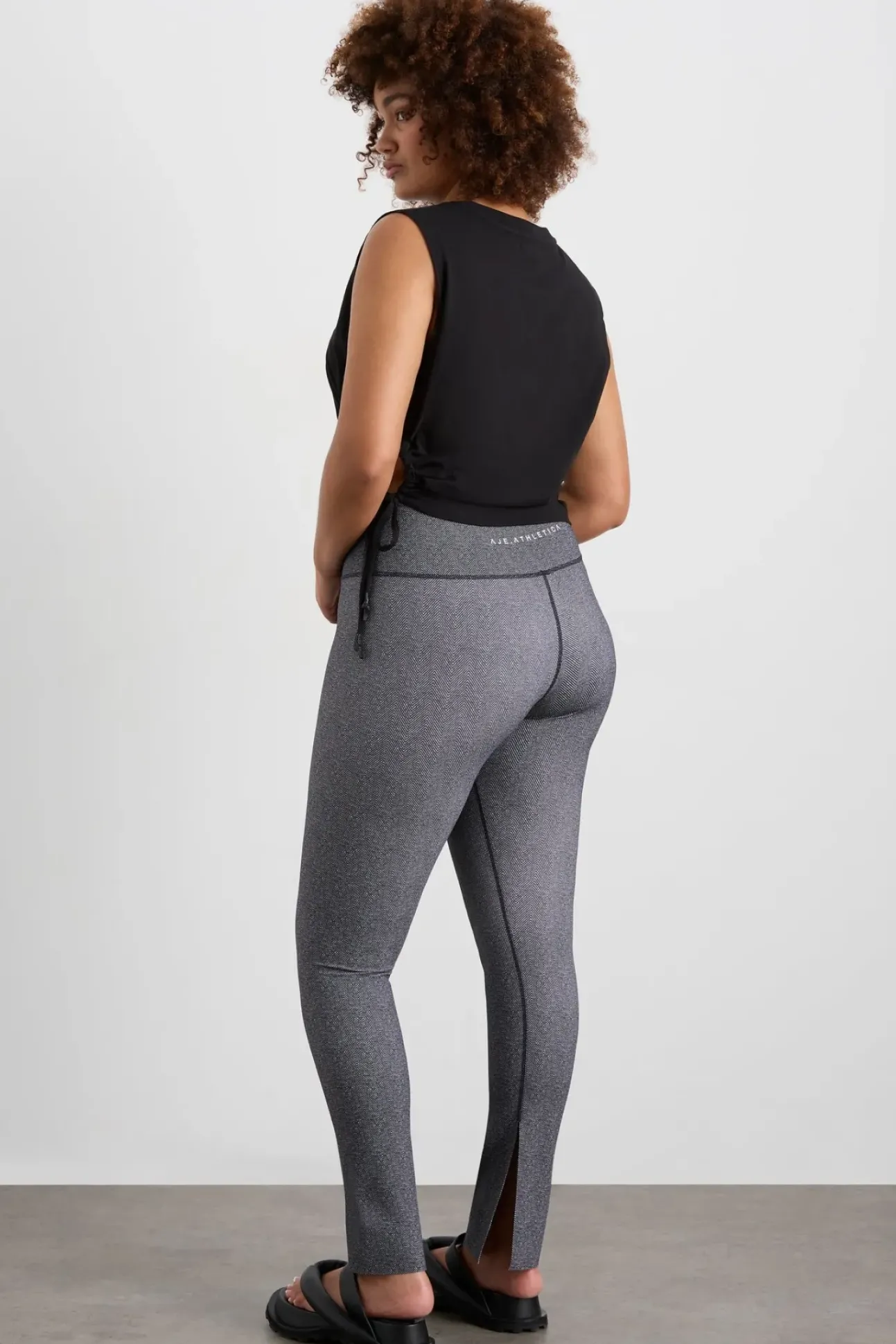 Drawcord Cut Out Tank 158