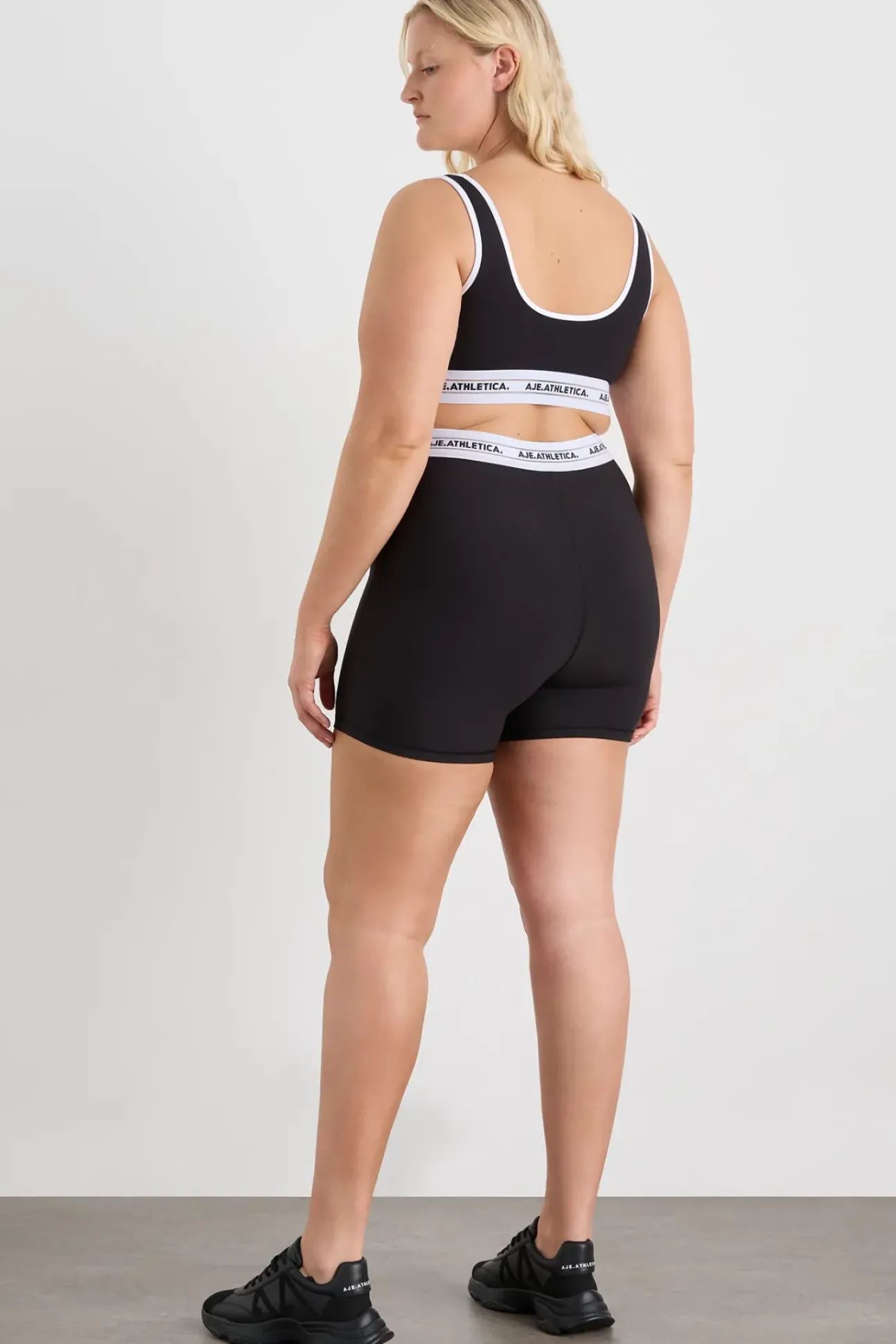 Elasticated Sports Bra 337