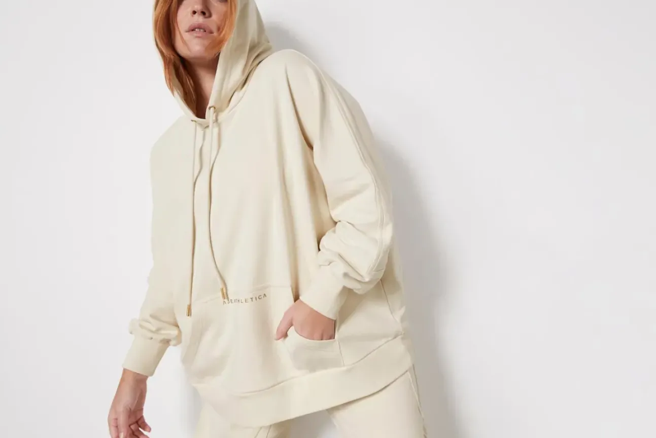 Essential Hoodie 411