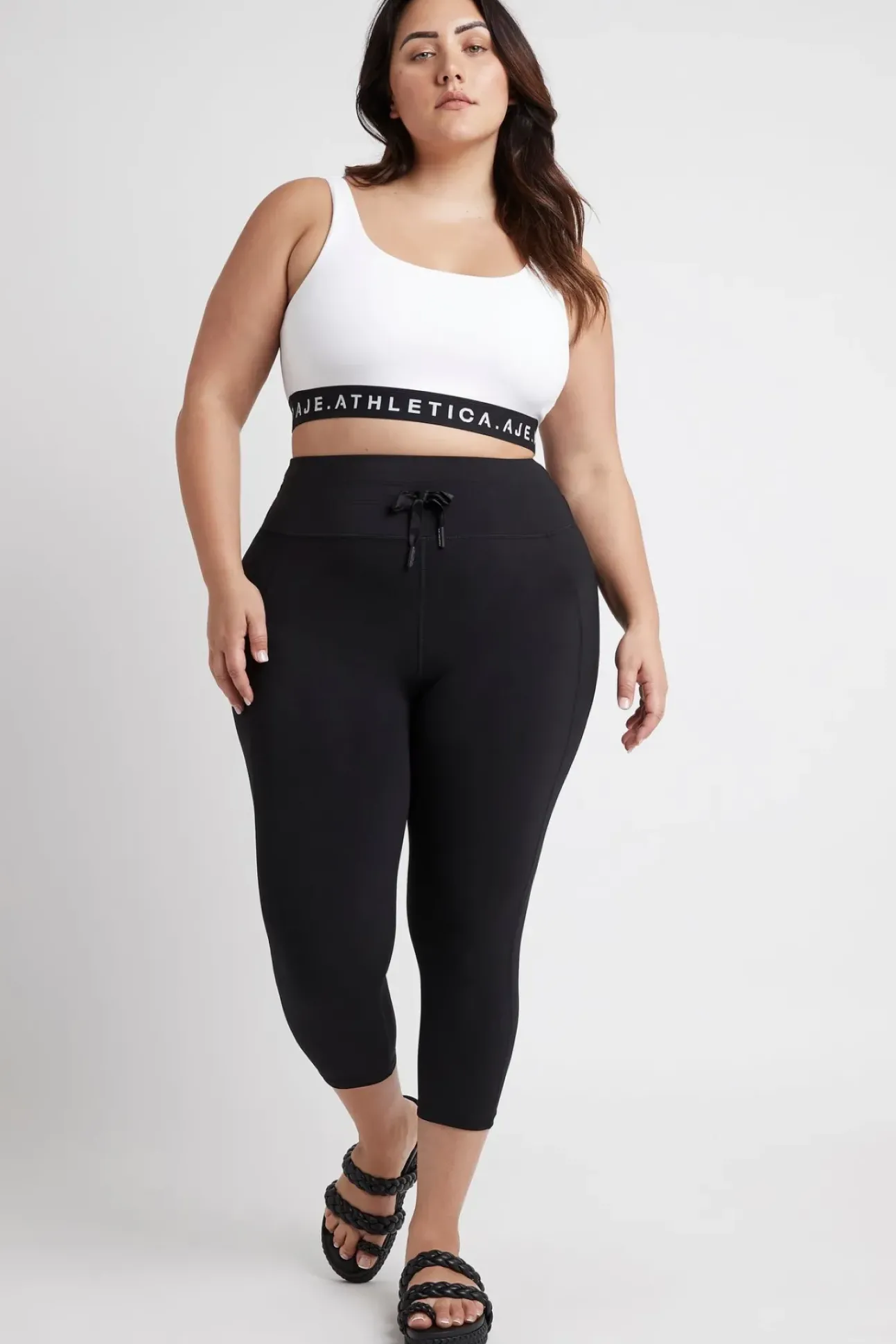 Essential Logotape Sports Bra 307