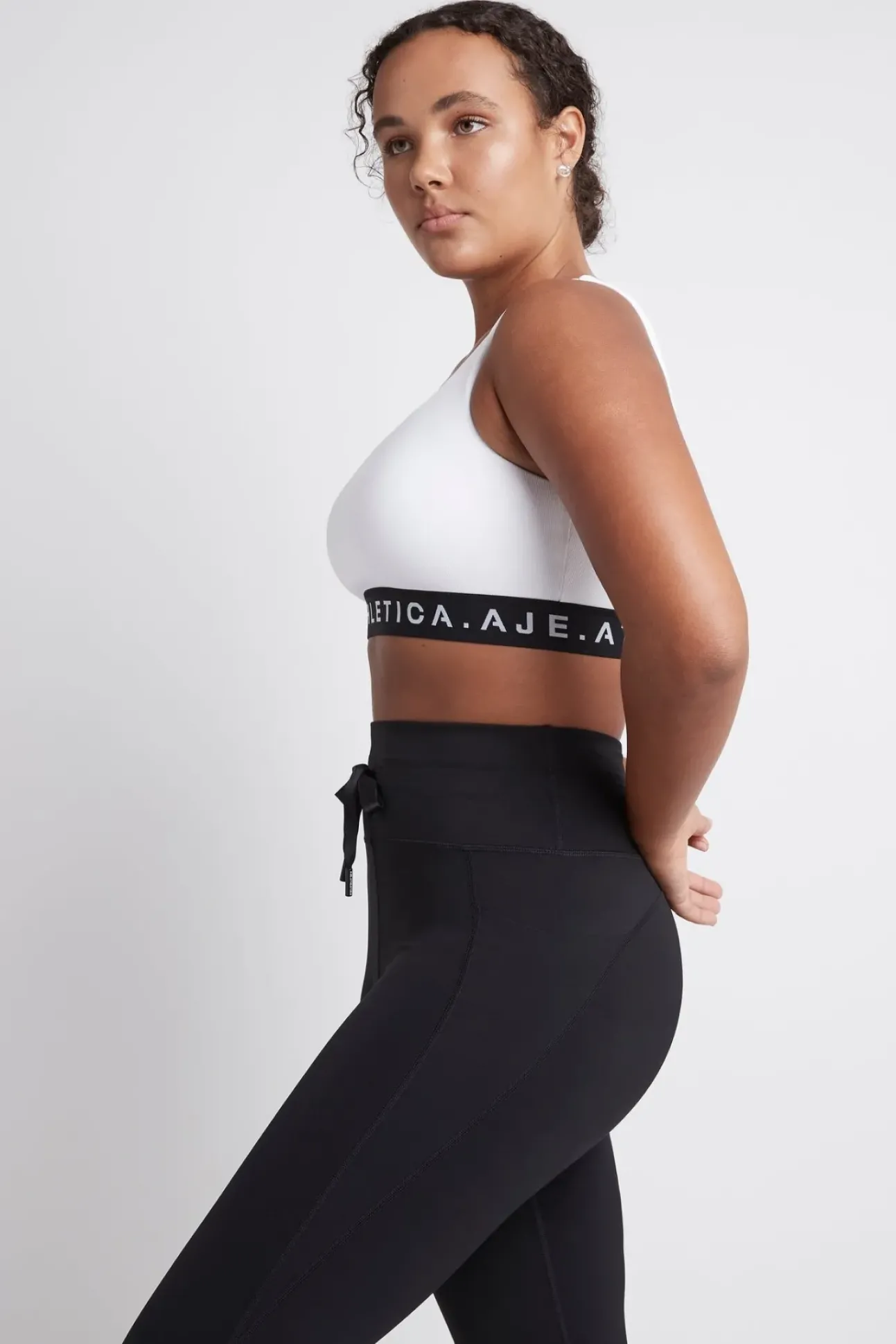 Essential Logotape Sports Bra 307