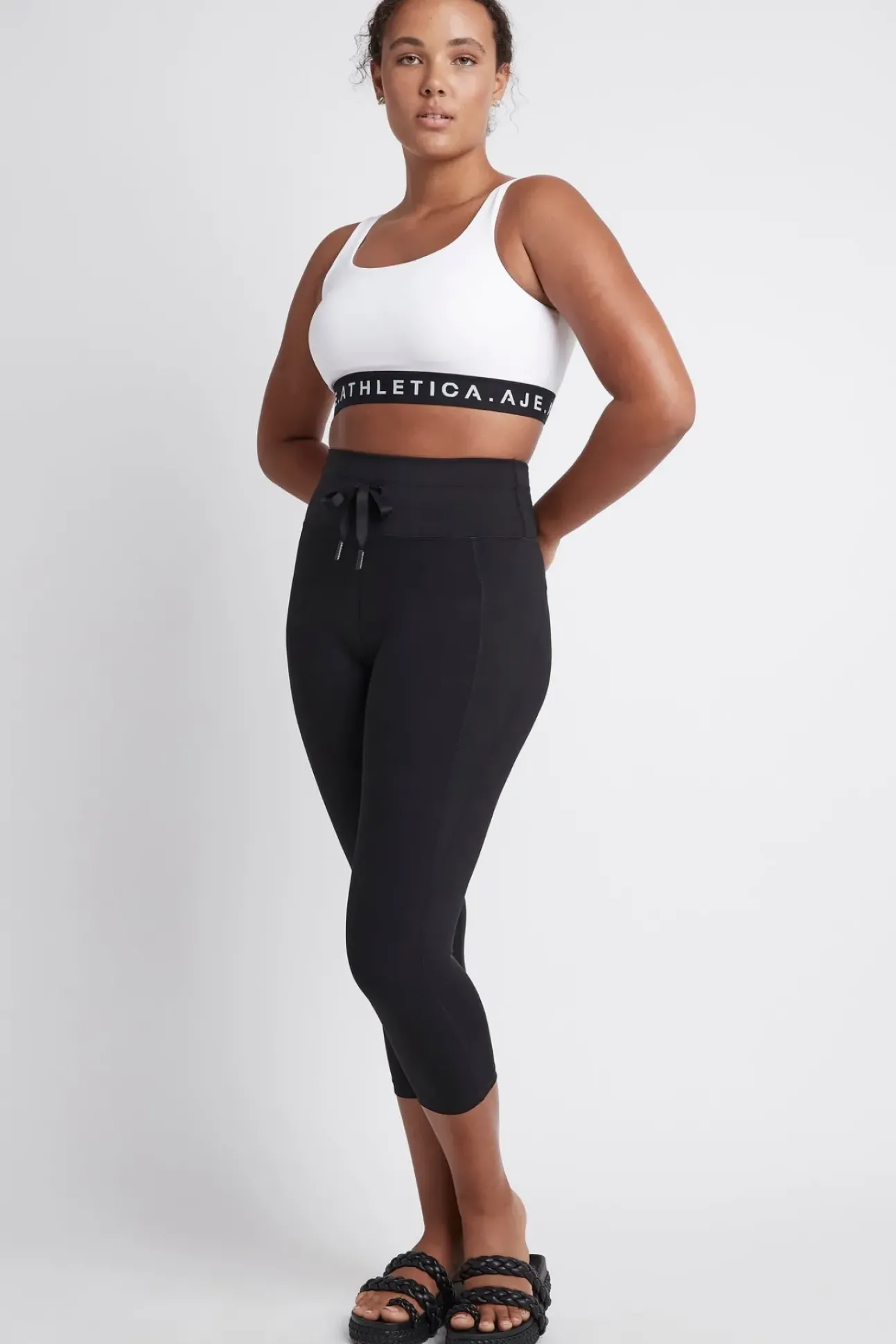 Essential Logotape Sports Bra 307