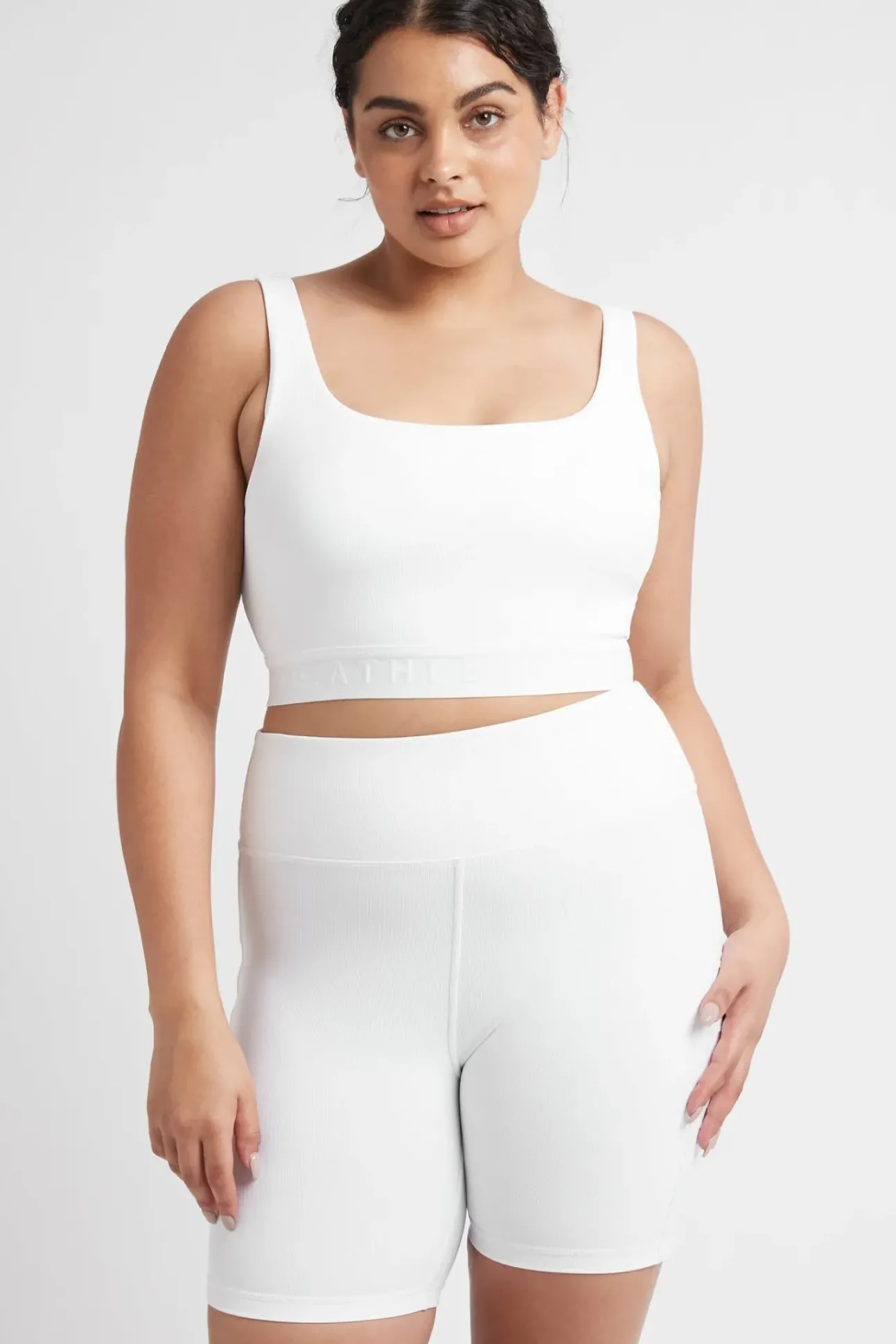 Essential Mid Length Bike Shorts 601