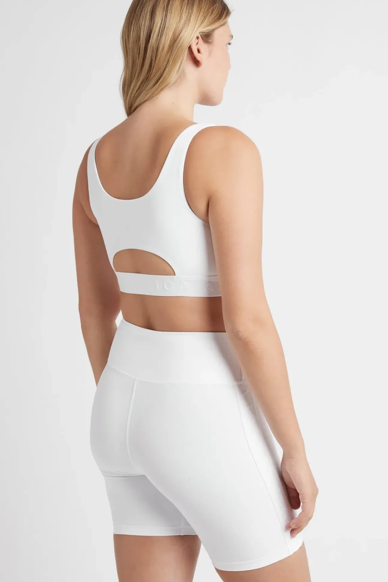 Essential Mid Length Bike Shorts 601