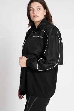 Essential Windbreaker Jacket 718