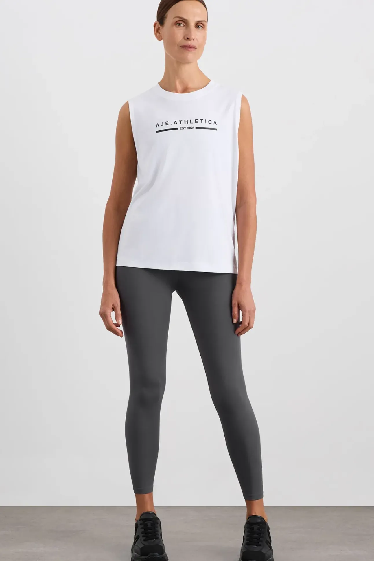 Established Logo Tank 101