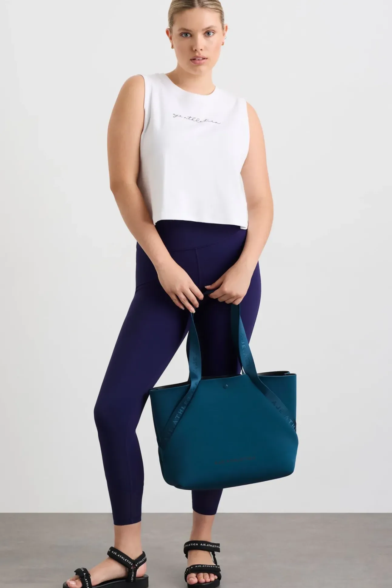 Gathered Keyhole Crop Tank 145