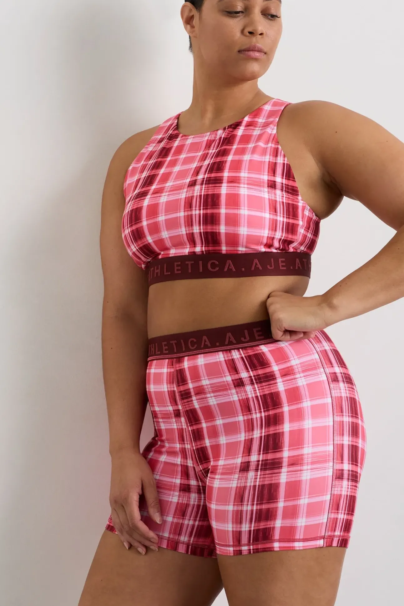 High Neck Sports Bra 374