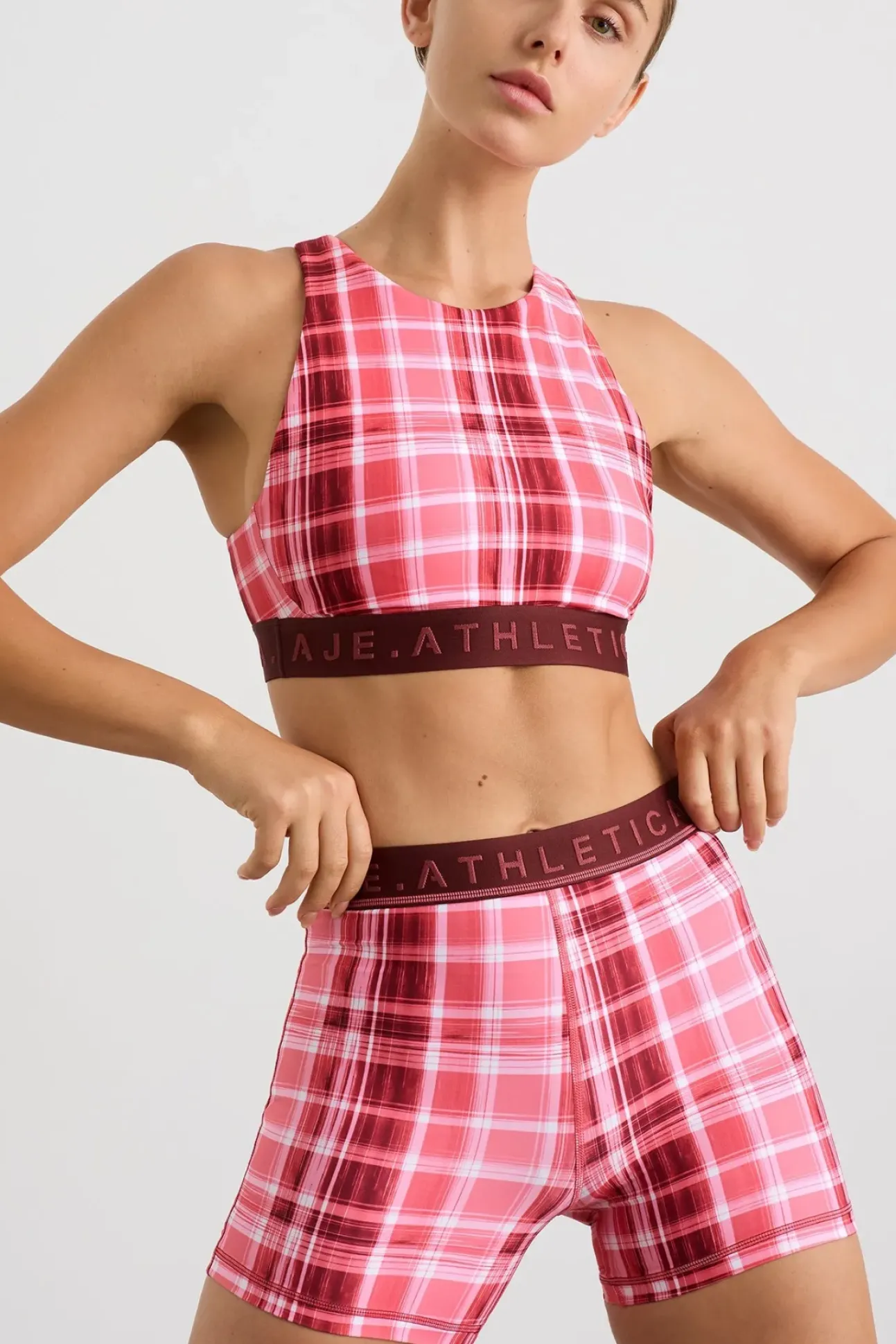 High Neck Sports Bra 374