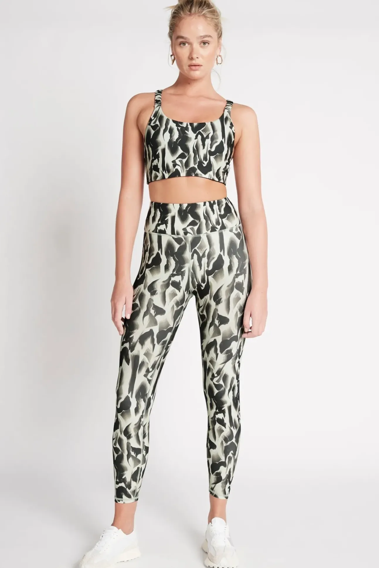 High Rise 7/8 Legging 203