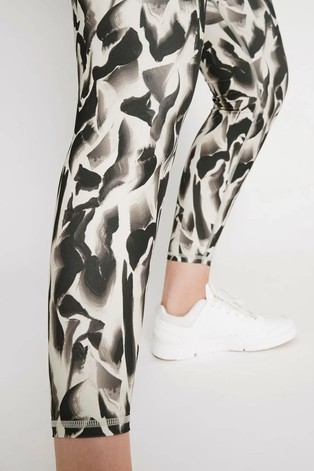 High Rise 7/8 Legging 203