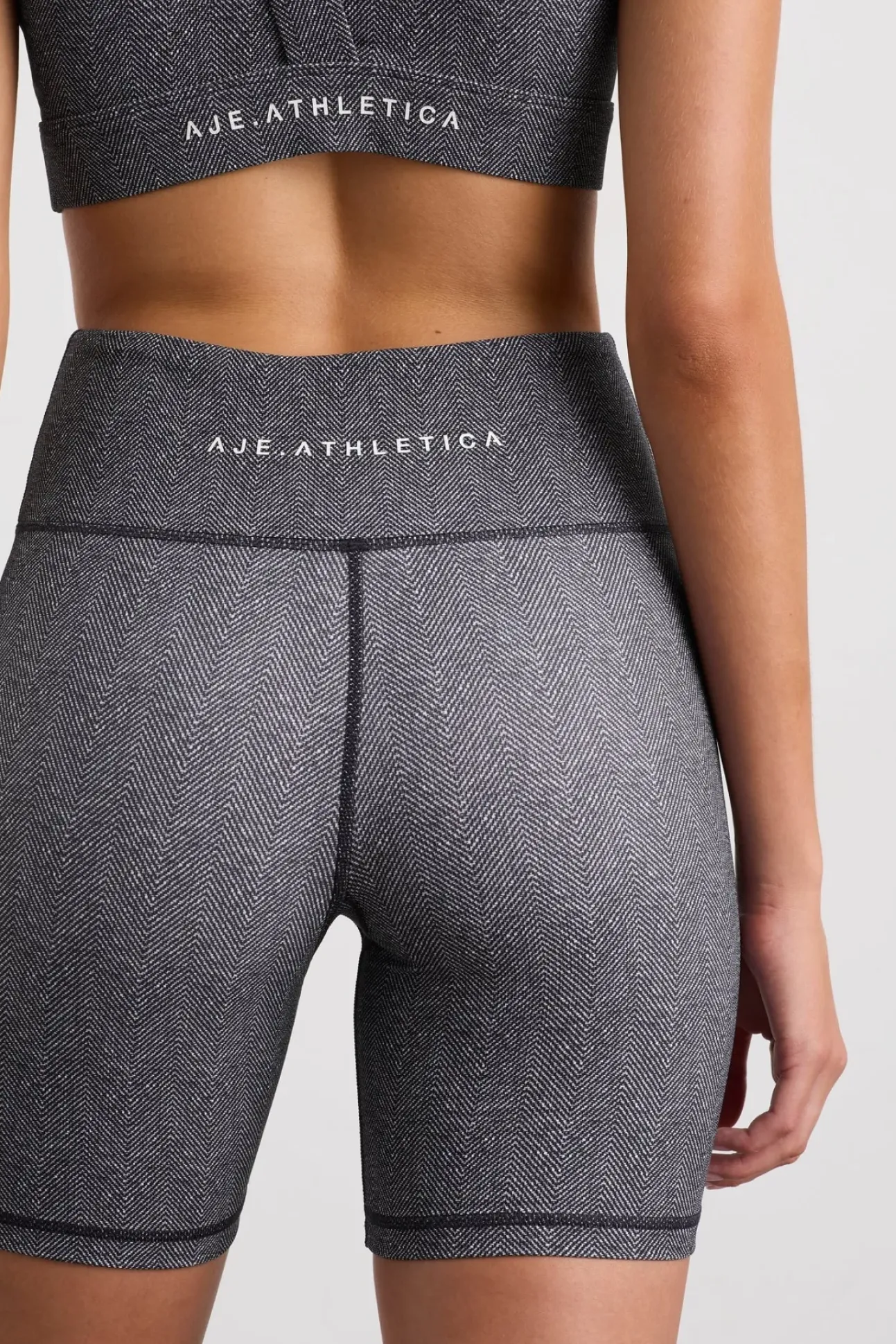 High Rise Bike Shorts 607