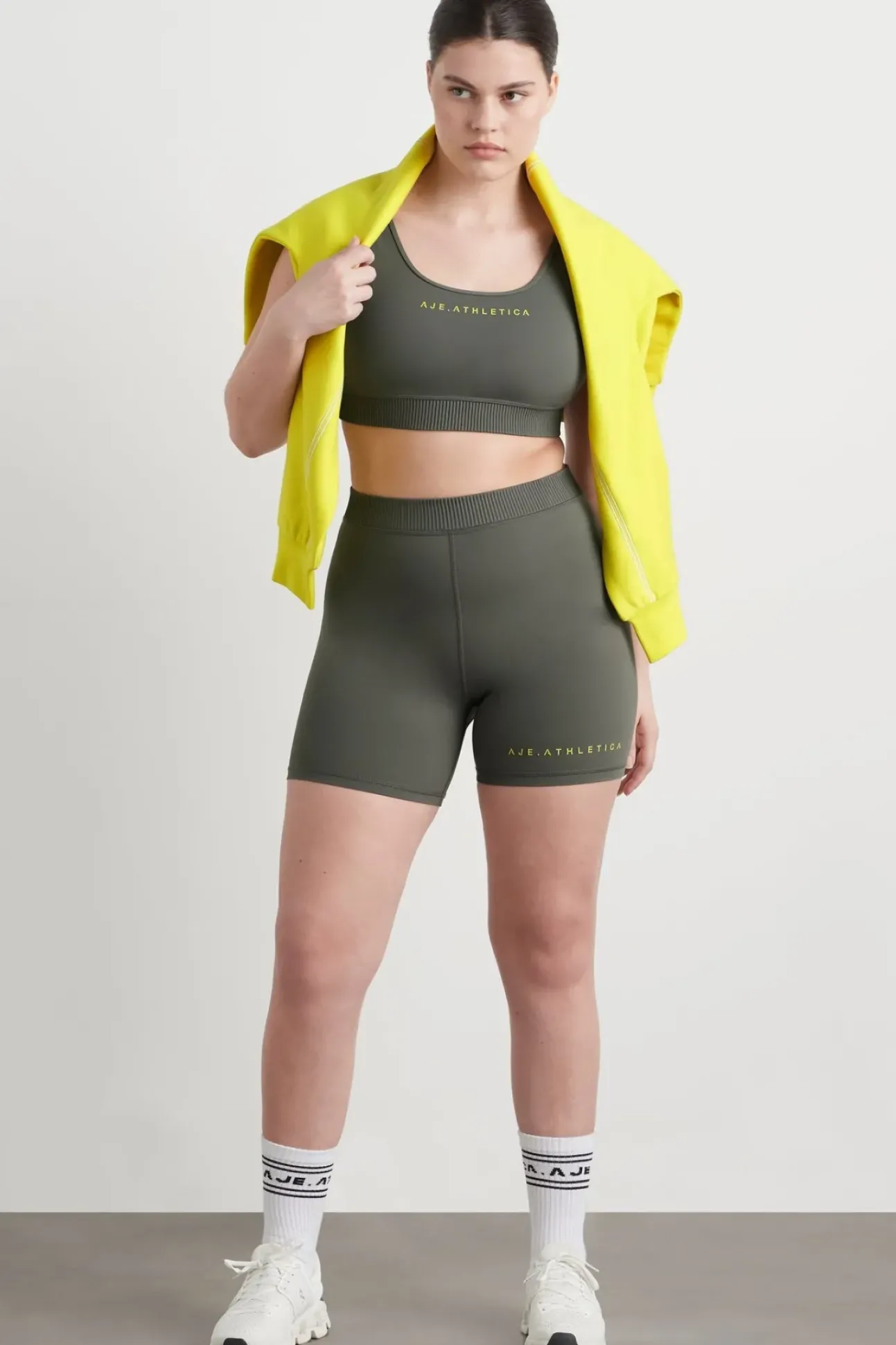 High Rise Pintuck Mid Length Bike Shorts 625