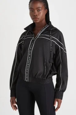 Hooded Windbreaker Jacket 016