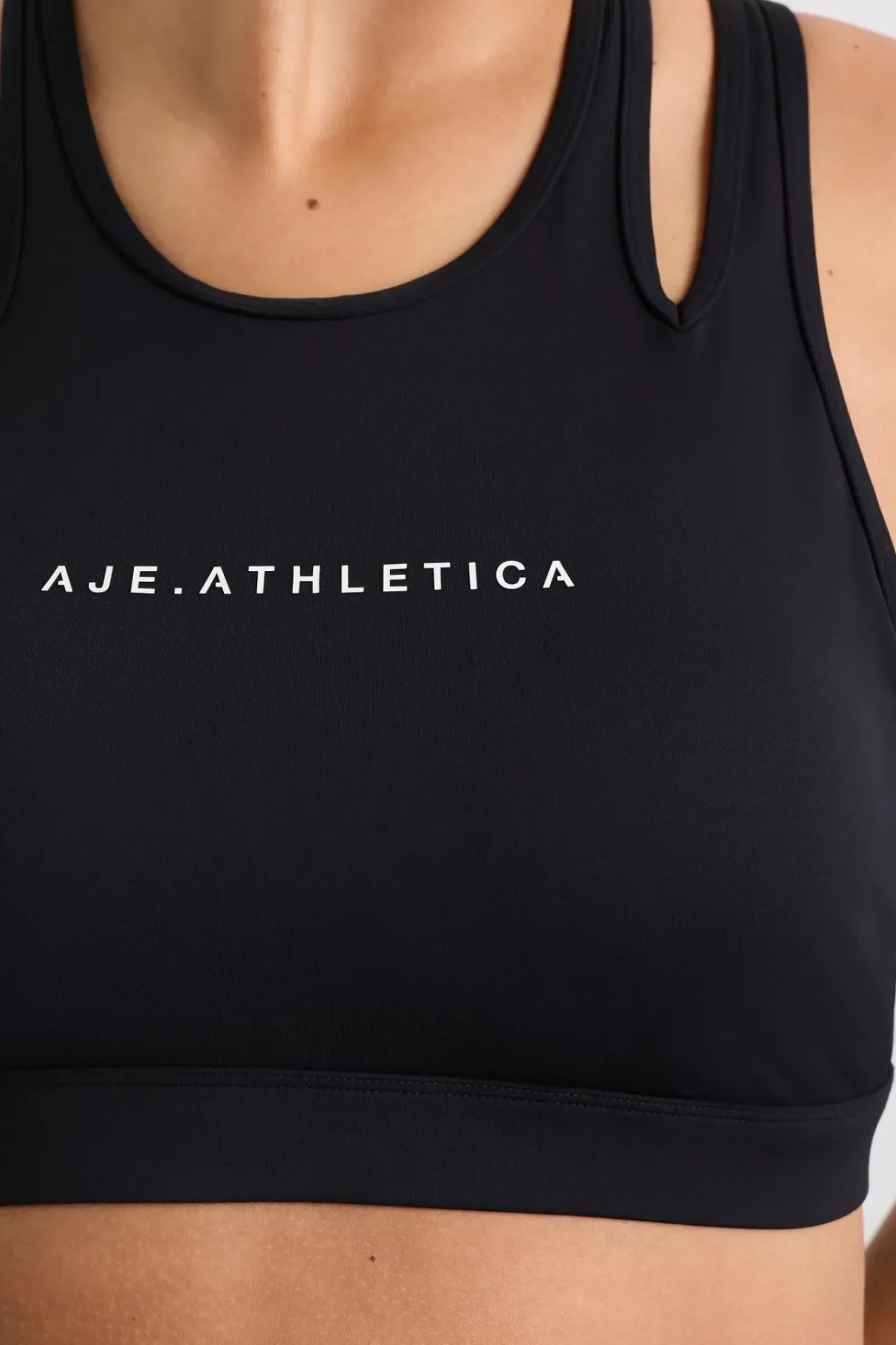 Interlock High Support Bra 351